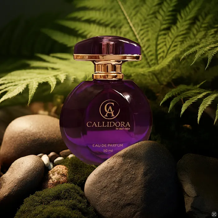 Parfum Callidora violet dans la nature
